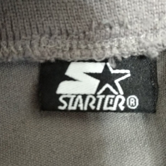 Authentic Starter nylon track jacket. - Picture 7 of 9